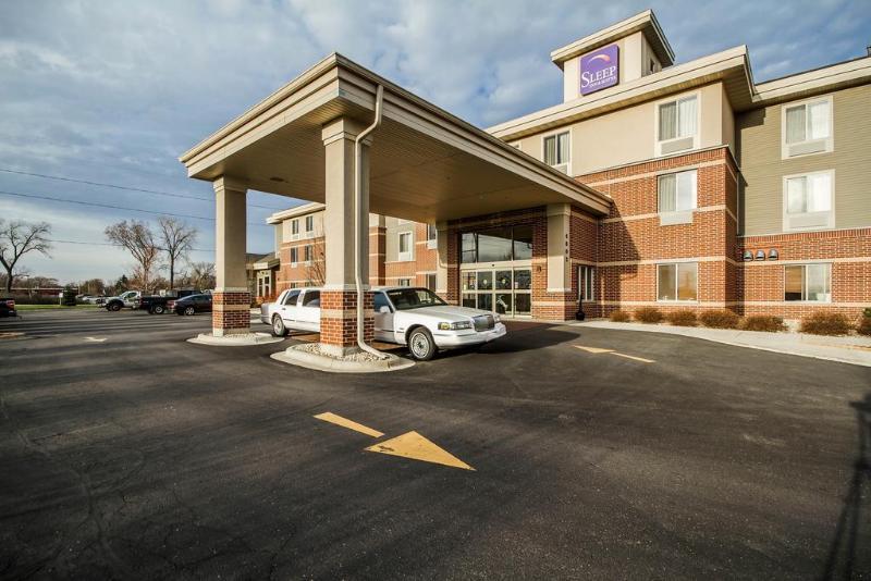 Mainstay Suites Madison - Monona Exterior foto